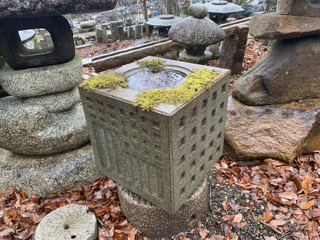 銀閣寺型水鉢