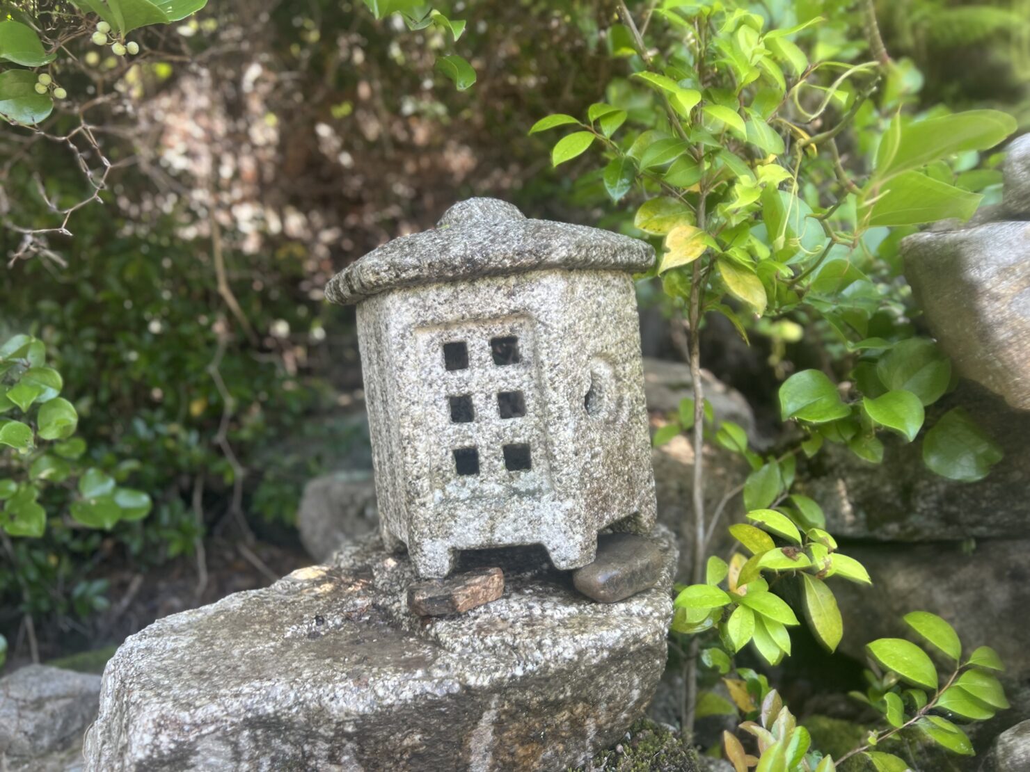 置き灯籠
