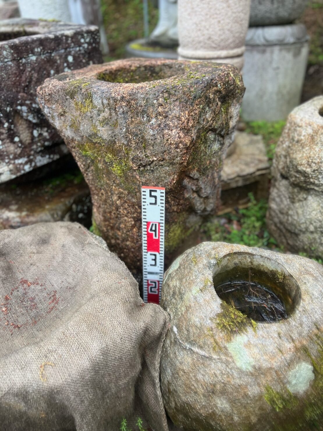 太閤石の手水鉢