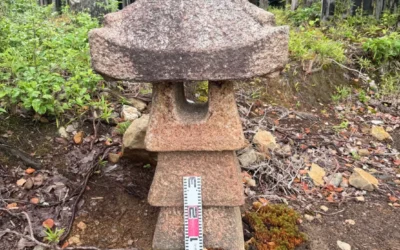 小さな朝鮮灯籠